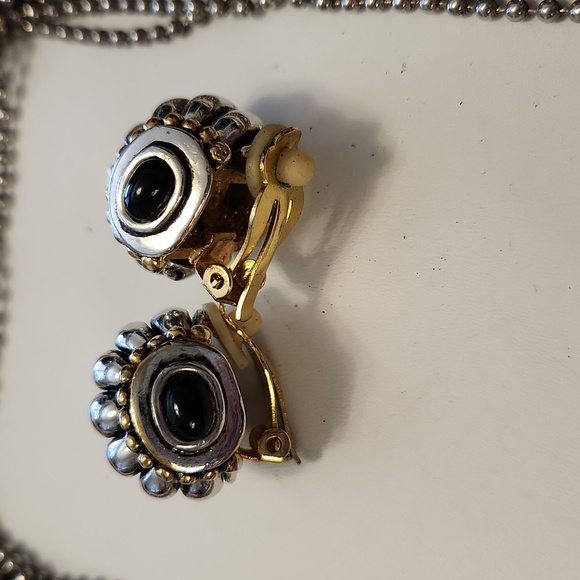 Modern Choker & Clip Earrings - Picture 5 of 5